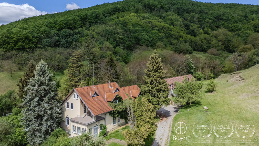 BOSEN | Rodinný dom, Ranč s pozemkom až 129 000m2, Fiľakovo.