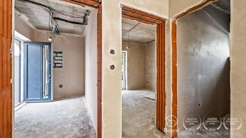 BOSEN | Moderný 5-izbový dom s garážou vo Veľkej Lomnici