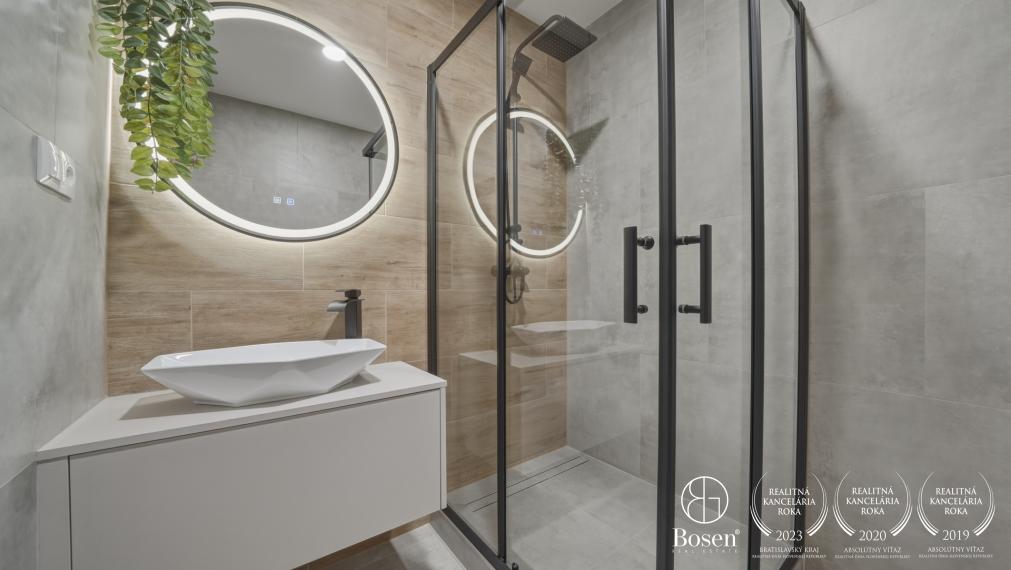BOSEN | Kompletne zrekonštruovaný a zariadený 2 izbový byt s loggiou, 46 m², Ružinov, Haburská