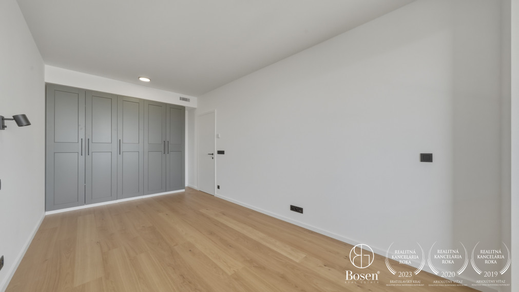BOSEN | Nezariadený 2i byt v centre Bratislavy - Florian Residence