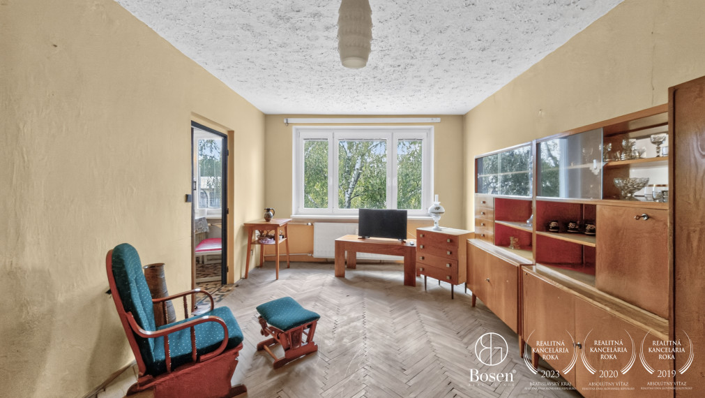 BOSEN | 2 izbový byt s loggiou v centre Fiľakova, 65m2