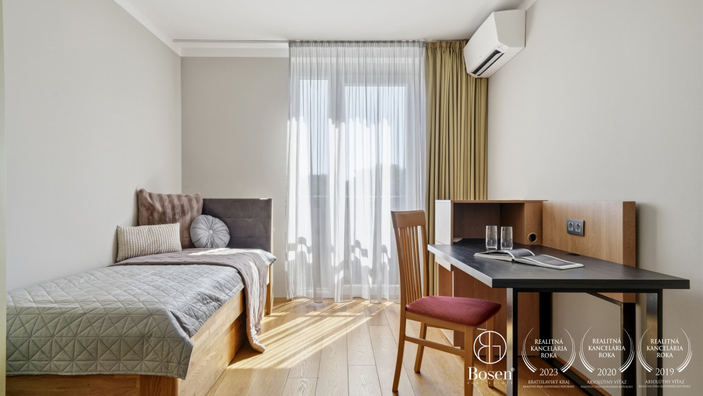 BOSEN | Veľkorysý 4 izbový byt s dvomi terasami a 3 parkovacími miestami, Vila Rustica