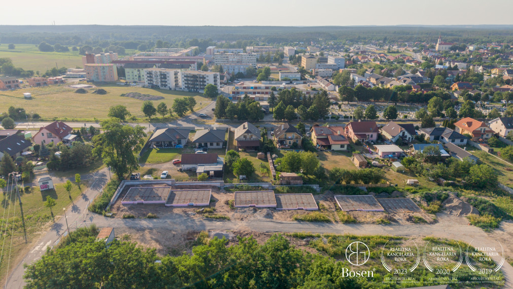 BOSEN| Novostavba 4 izbového RD súčasťou radovej výstavby, Rohožník