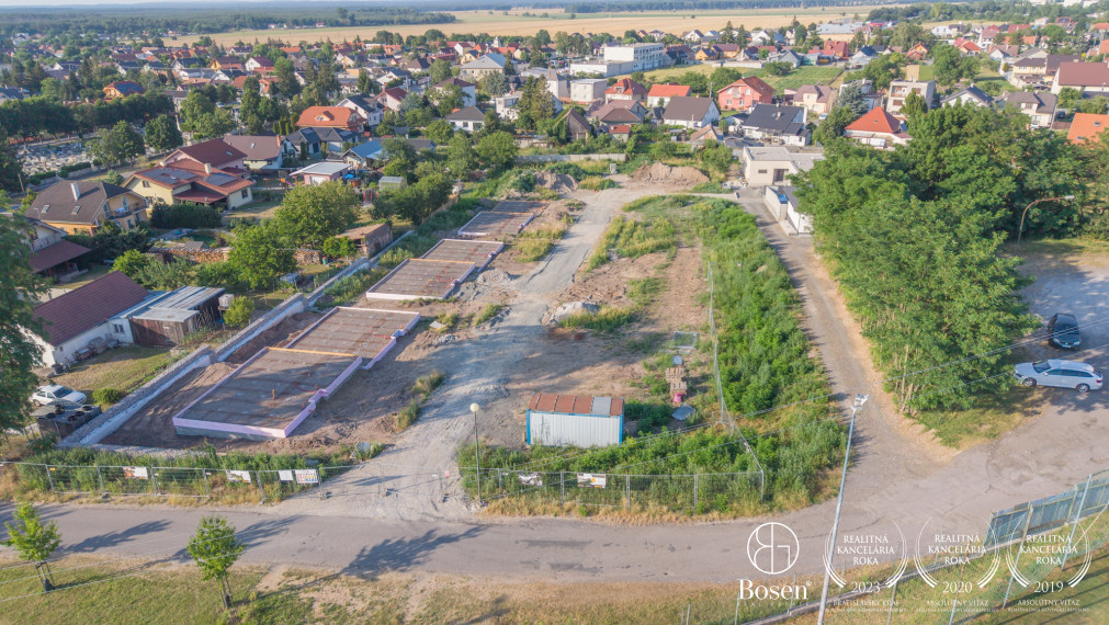 BOSEN | Vo výstavbe! 4izbová novostavba RD s garážou