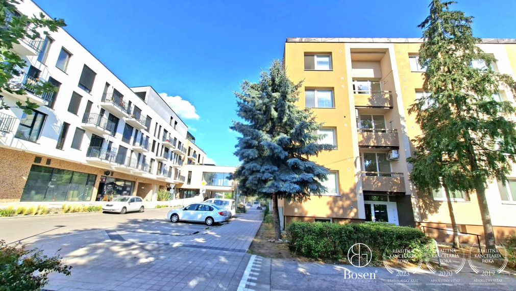 Šikovný 3 izbový byt na predaj priamo v centre Malaciek