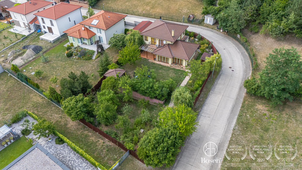 BOSEN | Dom s investičným potenciálom Marianka Panský les