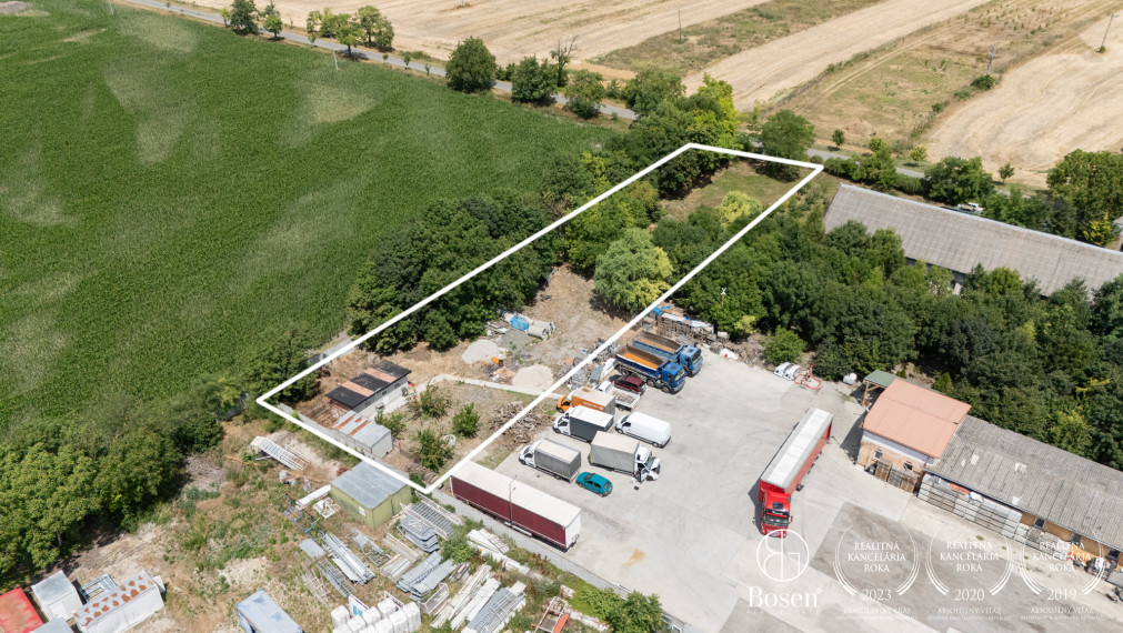 BOSEN | Investičný priemyselný pozemok 2 327 m² pri R7 | Blatná na Ostrove