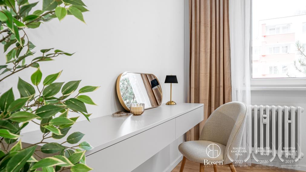 BOSEN | Moderný, kompletne zrekonštruovaný 4 izbový byt, 82 m², Medveďovej, Petržalka