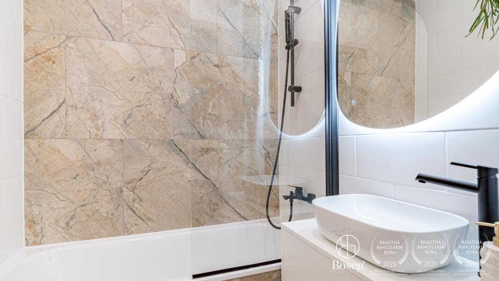 BOSEN | Moderný, kompletne zrekonštruovaný 4 izbový byt, 82 m², Medveďovej, Petržalka