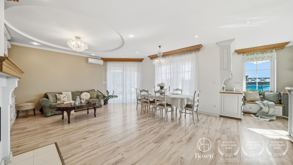 BOSEN | Výnimočný 5 izbový rodinný dom s veľkým pozemkom 1471 m², Senica – Košutovec