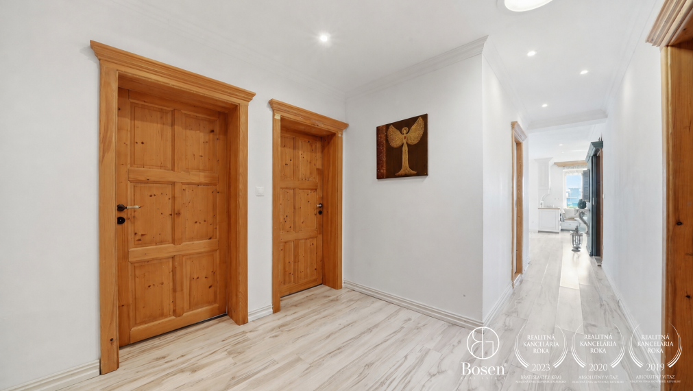 BOSEN | Výnimočný 5 izbový rodinný dom s veľkým pozemkom 1471 m², Senica – Košutovec