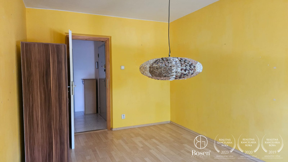 BOSEN | Priestranný 4-izbový byt s balkónom v centre Dunajskej Stredy