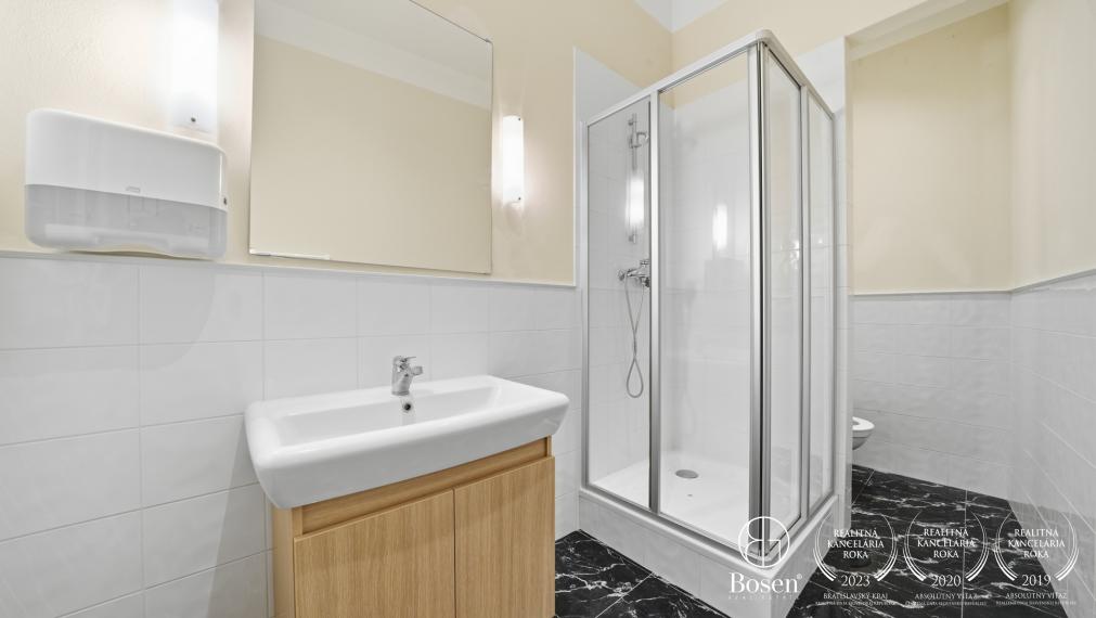 BOSEN | Nadštandardný 4 izbový priestor, Gorkého - Palác Motešických