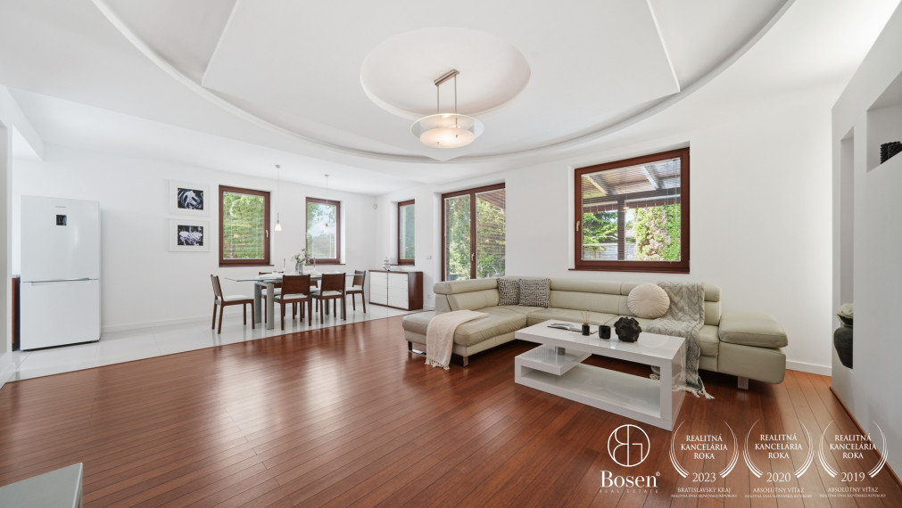 BOSEN | 6 izbový dom s bazénom a wellness, Zálesie, 262 m2
