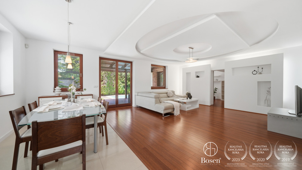 BOSEN | 6 izbový dom s bazénom a wellness, Zálesie, 262 m2