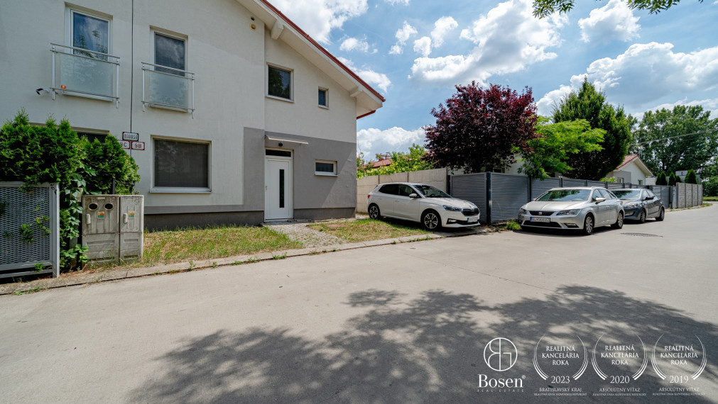 BOSEN | Na predaj 5 izbový dom za cenu bytu v Bratislave, 242 m2