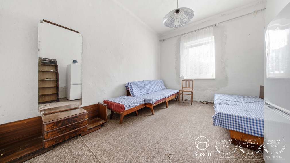 BOSEN | 5 izbový rodinný dom s pozemkom 2098m²
