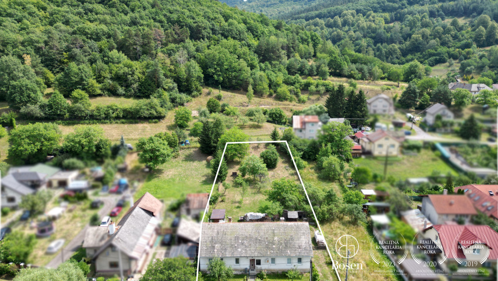 BOSEN | 5 izbový rodinný dom s pozemkom 2098m²