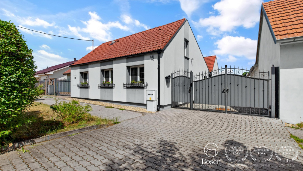 BOSEN | 5 izbový rodinný dom pri Zámockom parku