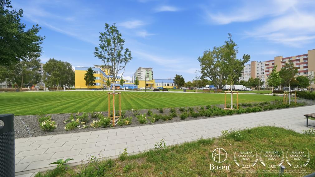 BOSEN | Priestranný 2 izbový byt, 67 m², balkón, lodžia, pivnica, Uzbecká ulica, Podunajské Biskupice