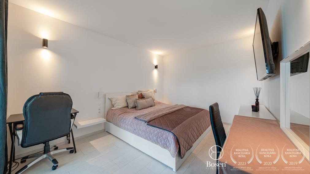 BOSEN | Moderný 4-izbový rodinný dom s bazénom, Veľké Dvorníky | 658 m² pozemok, okr. Dunajská Streda