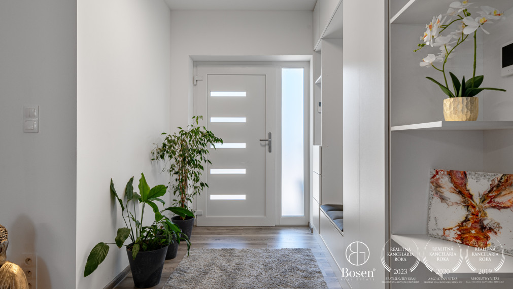 BOSEN | Moderný 4-izbový rodinný dom s bazénom, Veľké Dvorníky | 658 m² pozemok, okr. Dunajská Streda