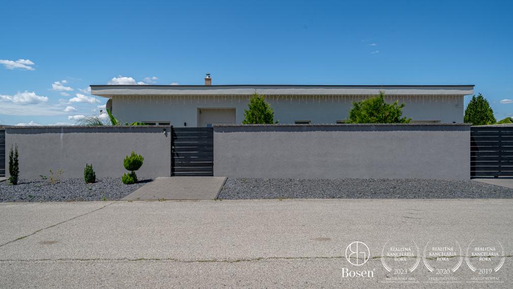 BOSEN | Moderný 4-izbový rodinný dom s bazénom, Veľké Dvorníky | 658 m² pozemok, okr. Dunajská Streda