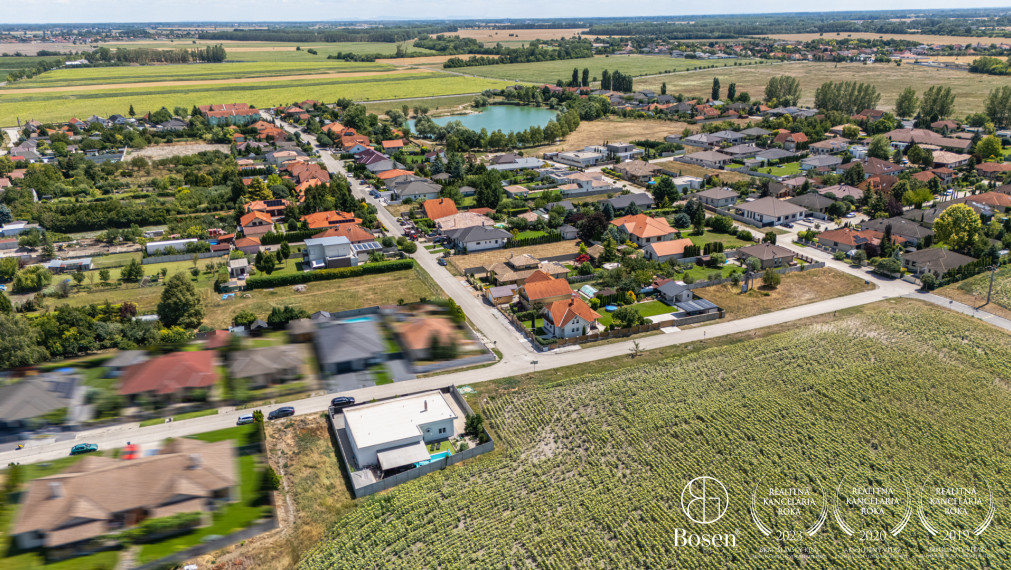 BOSEN | Moderný 4-izbový rodinný dom s bazénom, Veľké Dvorníky | 658 m² pozemok, okr. Dunajská Streda
