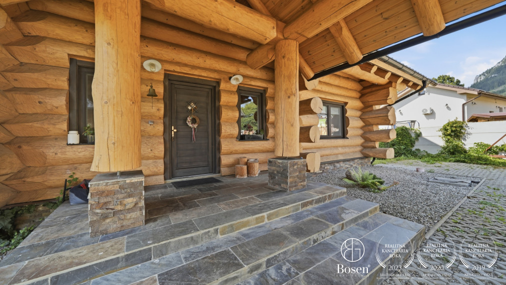 BOSEN | Výnimočný KANADSKÝ ZRUB s veľkorysým pozemkom, Liptovská Anna