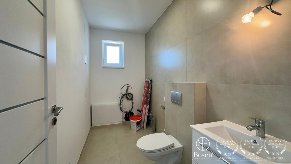 BOSEN | 4 IZBOVÝ RODINNÝ DOM V RESIDENCE FLORIDA VILLA PARK, Dunajská streda