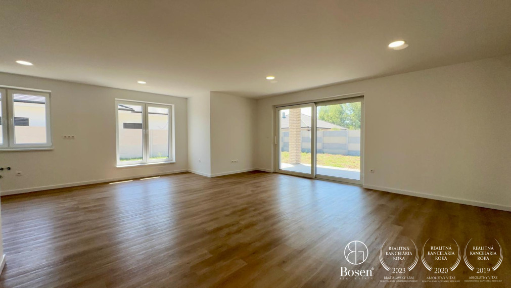 BOSEN | 4 IZBOVÝ RODINNÝ DOM V RESIDENCE FLORIDA VILLA PARK, Dunajská streda