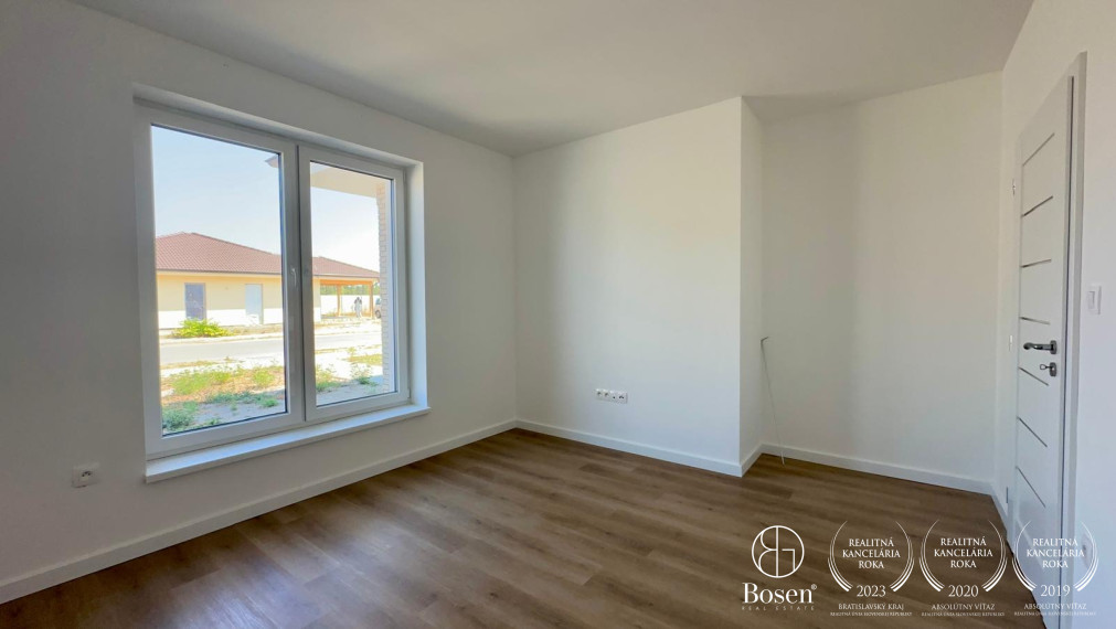 BOSEN | 4 IZBOVÝ RODINNÝ DOM V RESIDENCE FLORIDA VILLA PARK, Dunajská streda