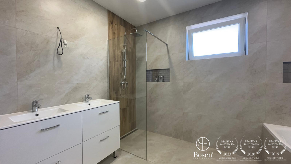 BOSEN | 4 IZBOVÝ RODINNÝ DOM V RESIDENCE FLORIDA VILLA PARK, Dunajská streda