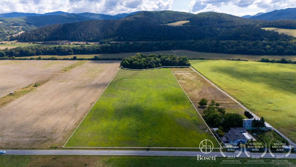 BOSEN | DEVELOPERSKÝ POZEMOK PRE PROJEKT IBV - HRÁDOK 43 524 m²
