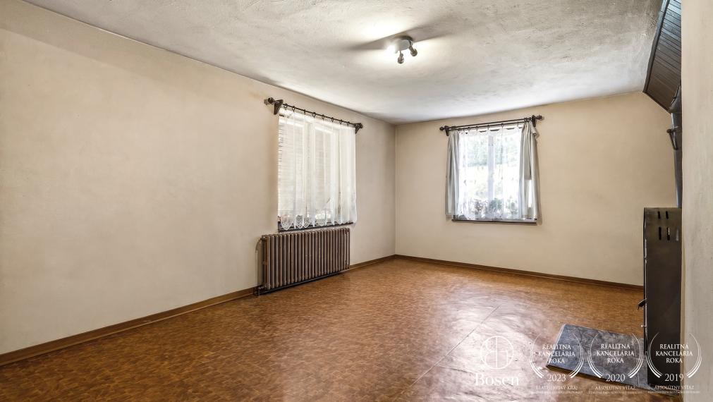 BOSEN | Na predaj dom s veľkým pozemkom 3328m, Matiašovce