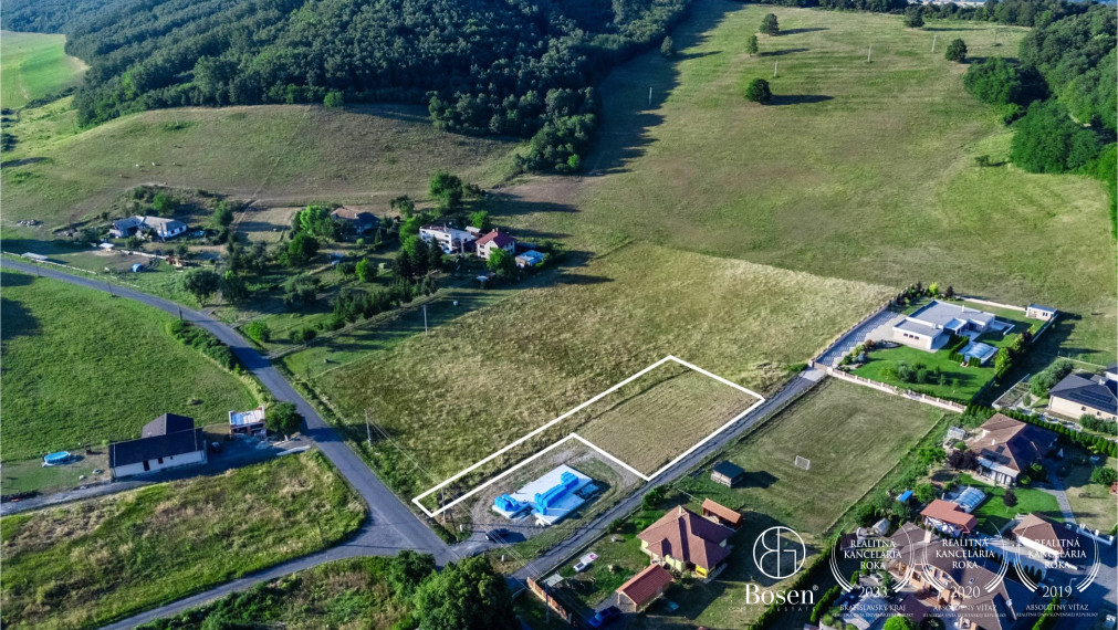BOSEN | Pozemok na výstavbu rodinného domu, 1419m2, Ratka
