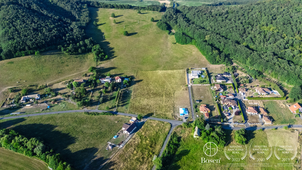 BOSEN | Pozemok na výstavbu rodinného domu, 1419m2, Ratka