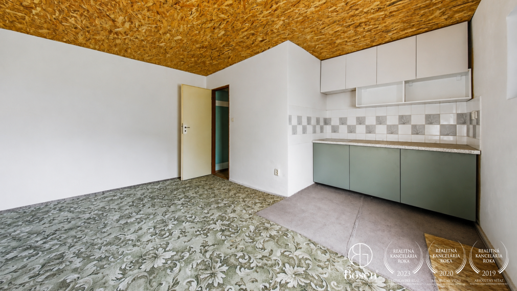 BOSEN | Na prenájom skladový priestor 225 m²