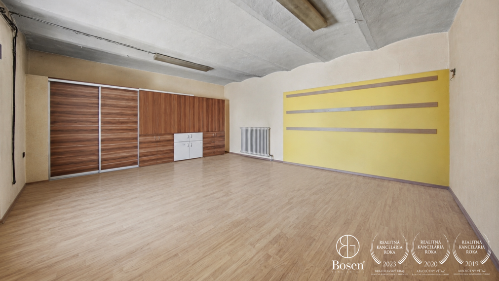 BOSEN | Na prenájom skladový priestor 225 m²
