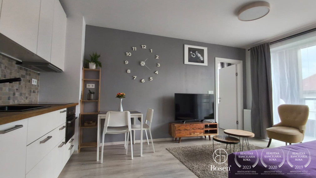 2,5-izbový byt s loggiou a garážovým státím -Urban Residence