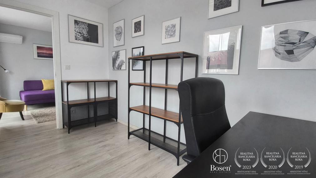 2,5-izbový byt s loggiou a garážovým státím -Urban Residence