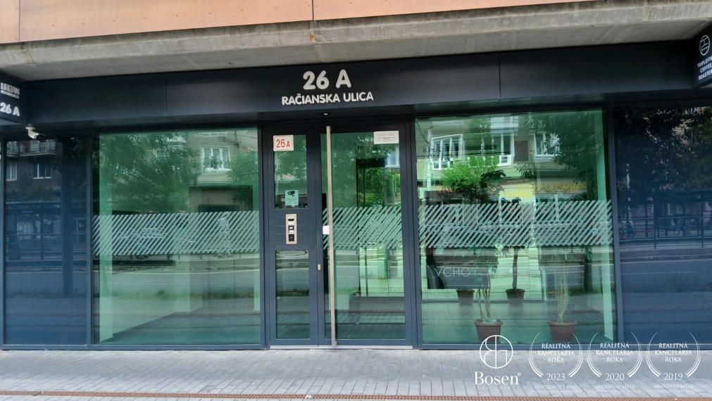 2,5-izbový byt s loggiou a garážovým státím -Urban Residence