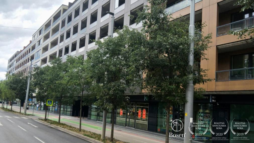 2,5-izbový byt s loggiou a garážovým státím -Urban Residence