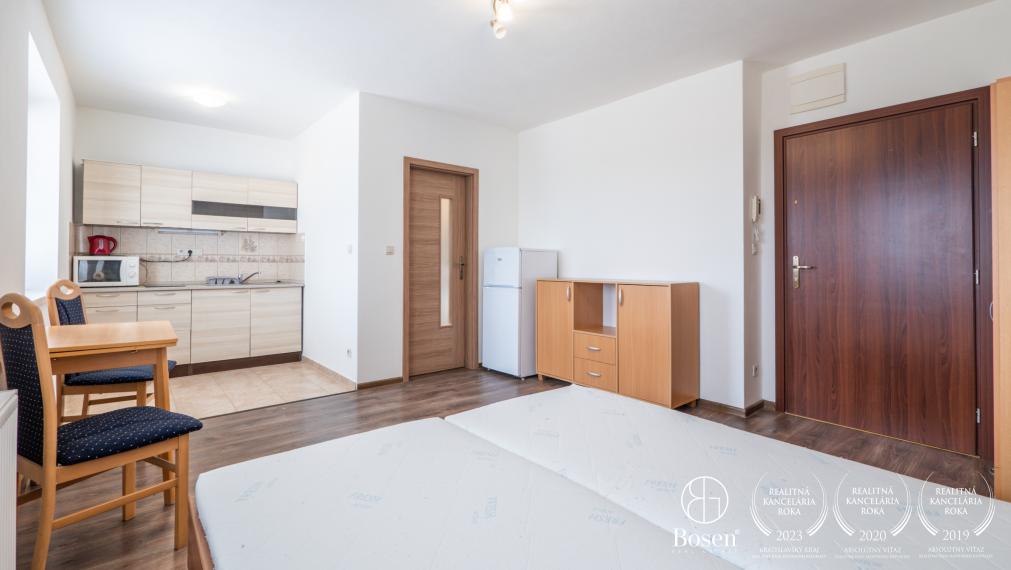 BOSEN | 1 izbový byt v obci Veľké Leváre
