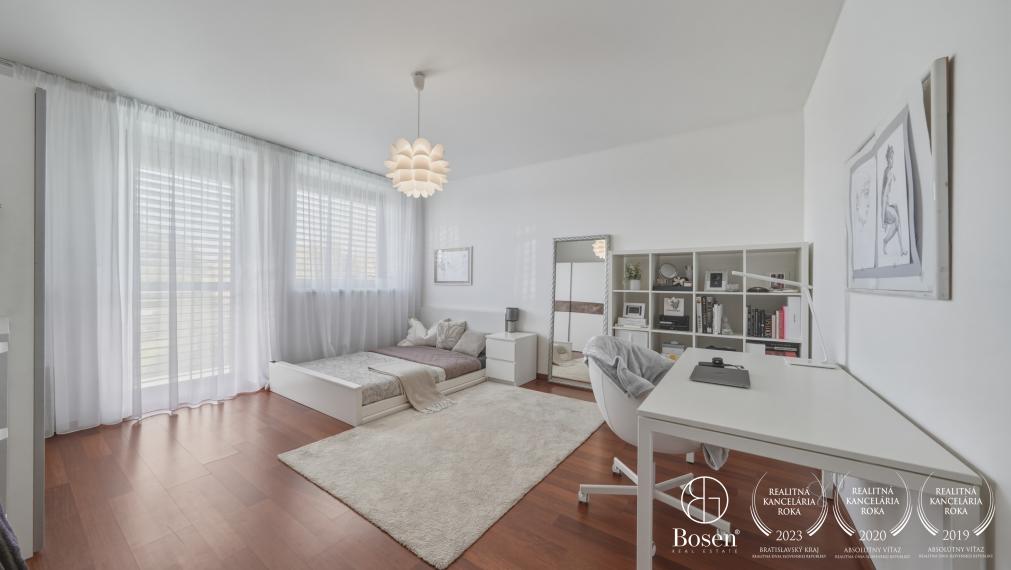BOSEN | Nadštandardný 6-izbový rodinný dom s bazénom – Jarovce