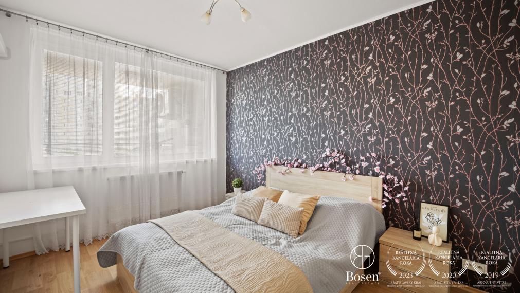 BOSEN | Klimatizovaný 2 izbový byt s garážovým parkovacím miestom, Budatínska 57m2