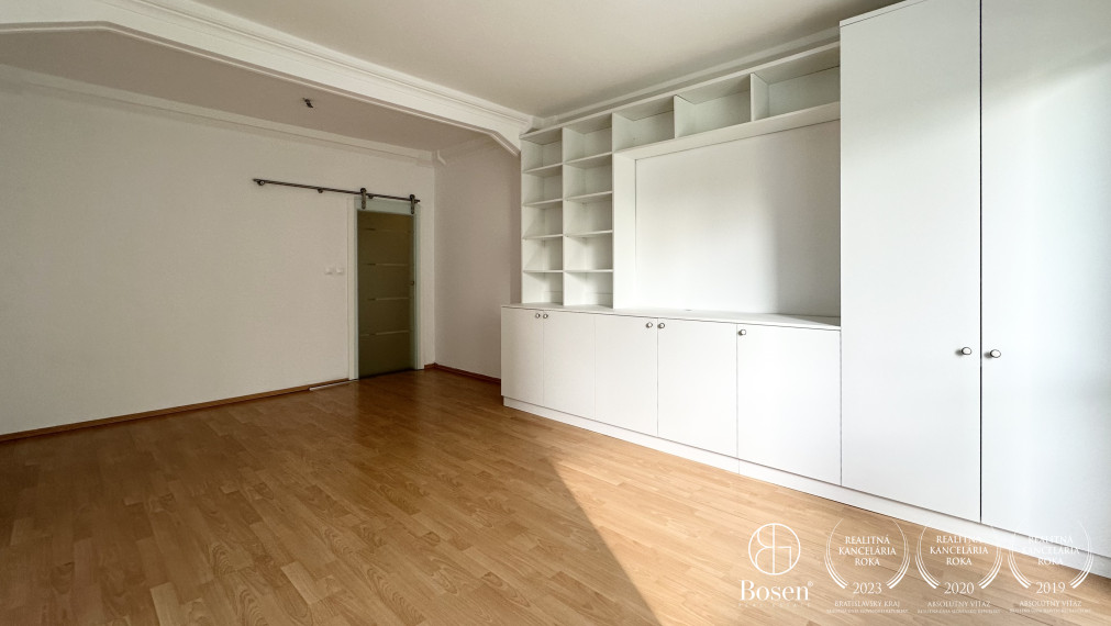 BOSEN | 2 izbový byt s lodžiou, ul. Čsl. Parašutistov, Bratislava - Nové Mesto