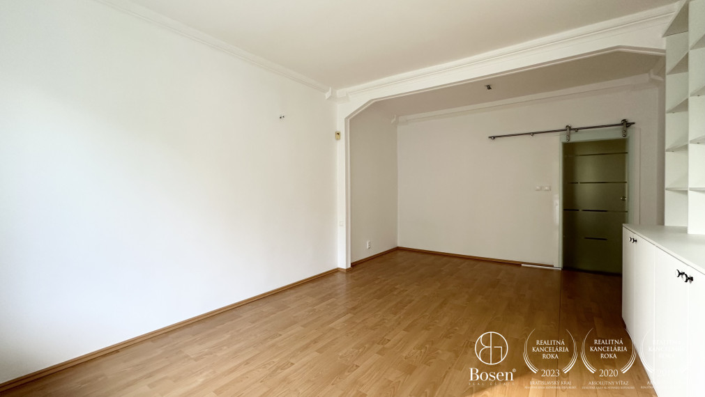 BOSEN | 2 izbový byt s lodžiou, ul. Čsl. Parašutistov, Bratislava - Nové Mesto