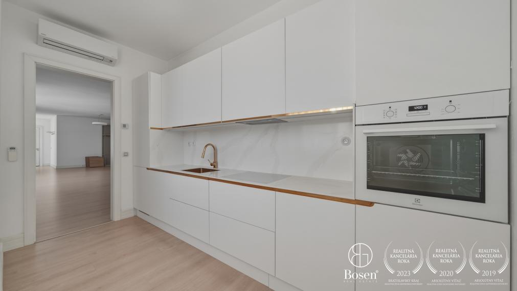 BOSEN | Nadštandardný 3 izbový byt, Gorkého - Palác Motešických