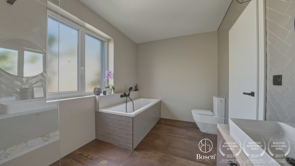 BOSEN I Rodinný dom, Kamenný mlyn, Trnava, 640 m2